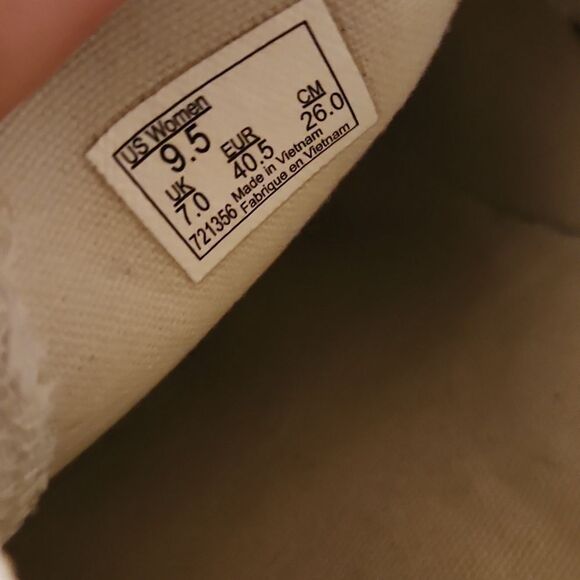 Vans Women's Bronze Slip-On Shoes Size 9.5 - Picture 7 of 10